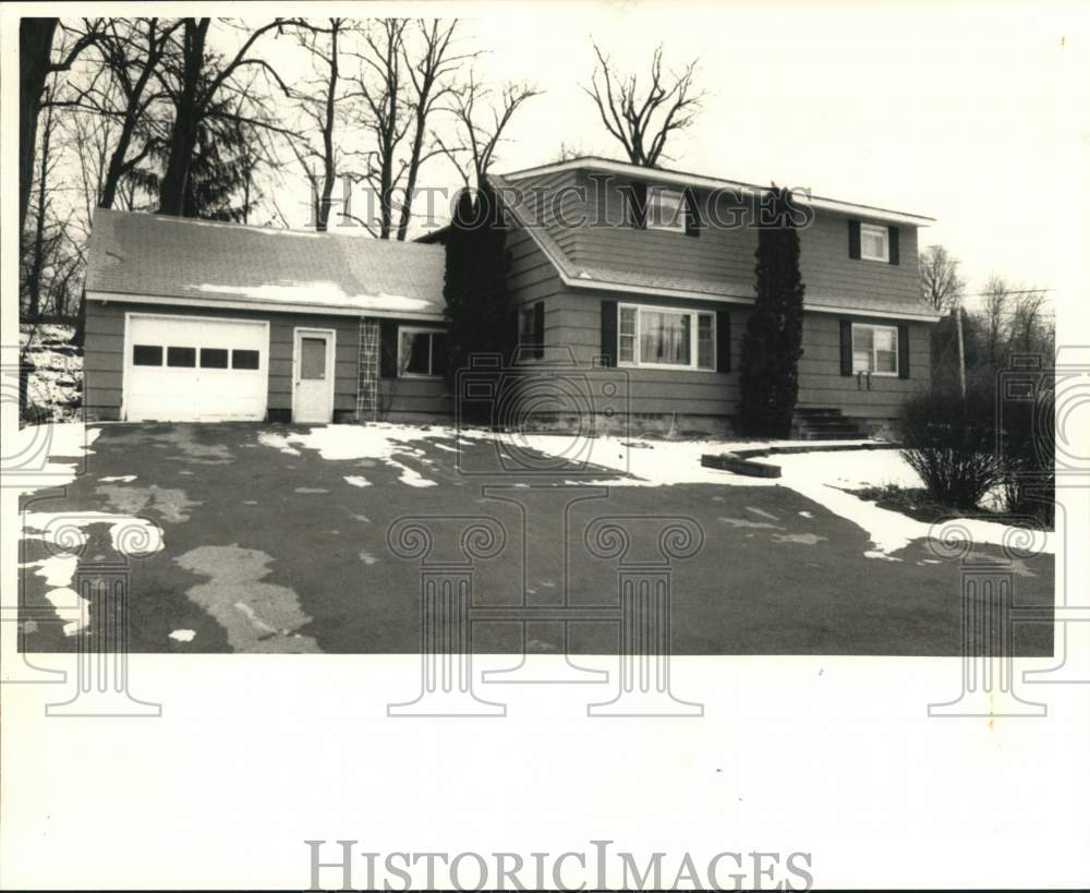 1989 Press Photo Over View of House at 1229 Glenwood Avenue - sya61865- Historic Images