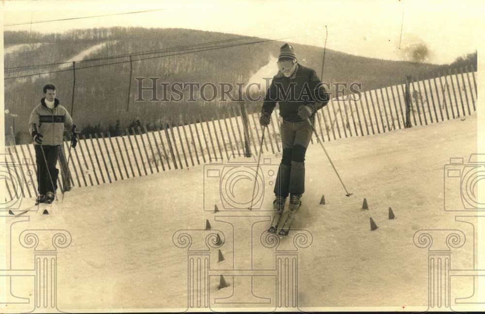 1987 Press Photo Two Men Ski at Greek Peak - sya67658- Historic Images