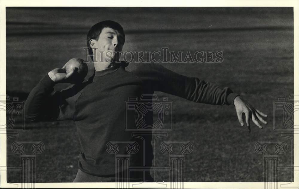 1988 Press Photo Brian Komarisky of Weedsport, in Shotput - sya70411- Historic Images