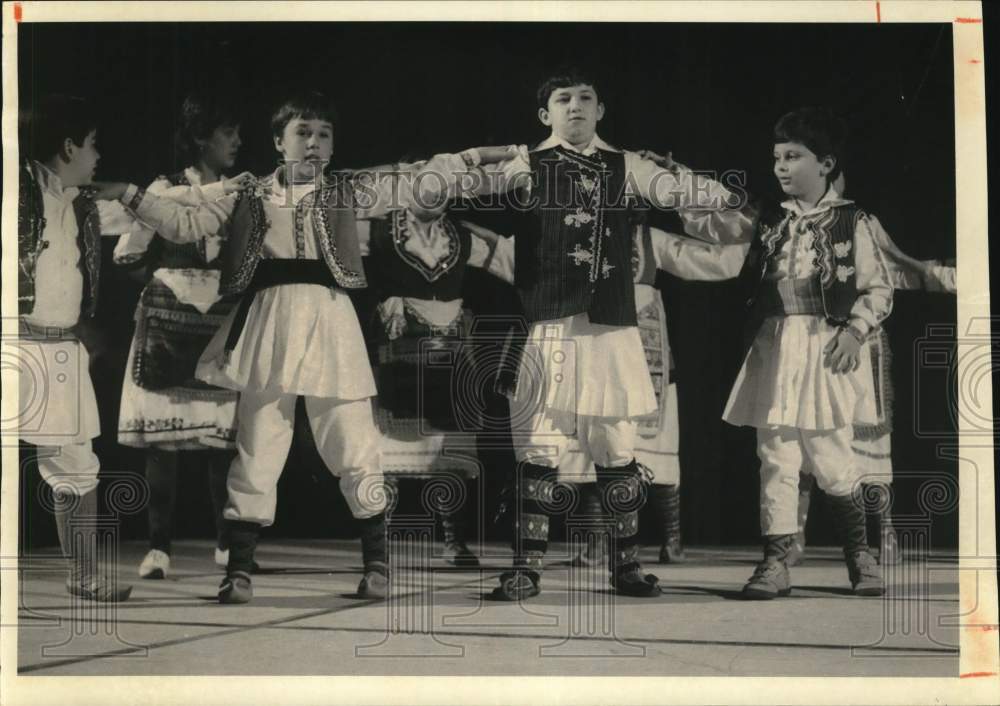 1985 Press Photo New York-Festival of Nations dancers - sya71223- Historic Images