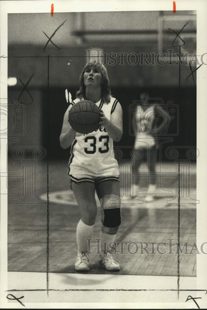 1985 Press Photo Michelle Trey, Basketball Player on Court - sya78829- Historic Images