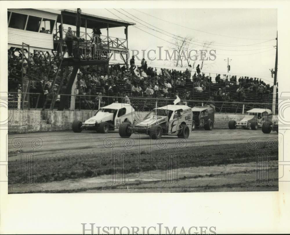 Press Photo Attendees in Stands at Cayuga County Fair Speedway&#39;s Car Race- Historic Images