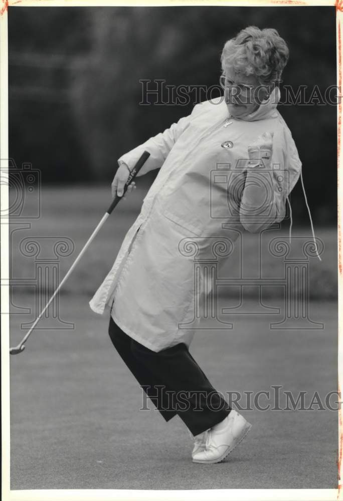 1992 Press Photo Kathy Krause at Camp Good Days &amp; Special Times Golf Fundraiser- Historic Images