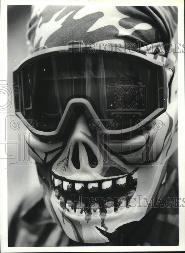 1990 Press Photo Kevin McElligatt in Splatball Game in Weedsport, New York- Historic Images