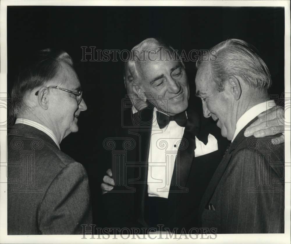 Press Photo Herald Journal Executive Ed Sabine and Attendees at Event- Historic Images