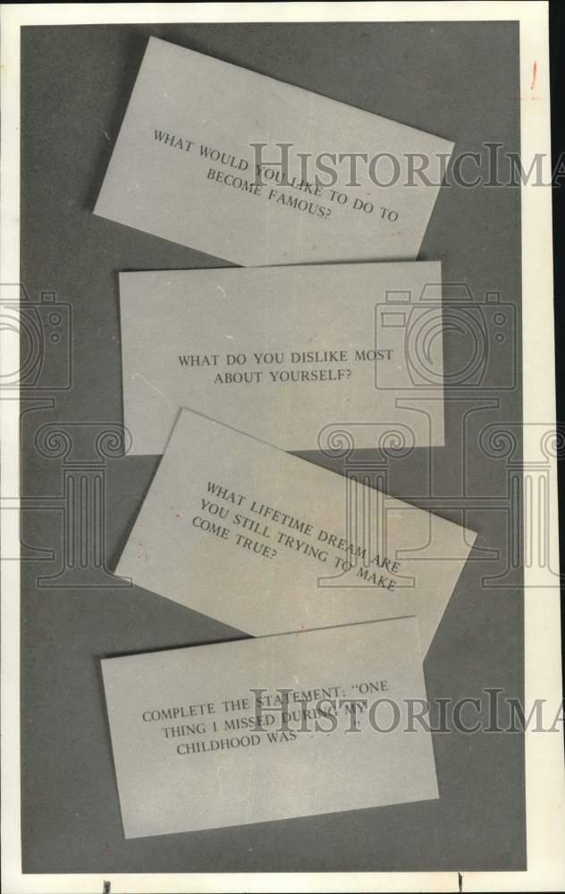 1985 Press Photo Ungame Cards - sya90586- Historic Images