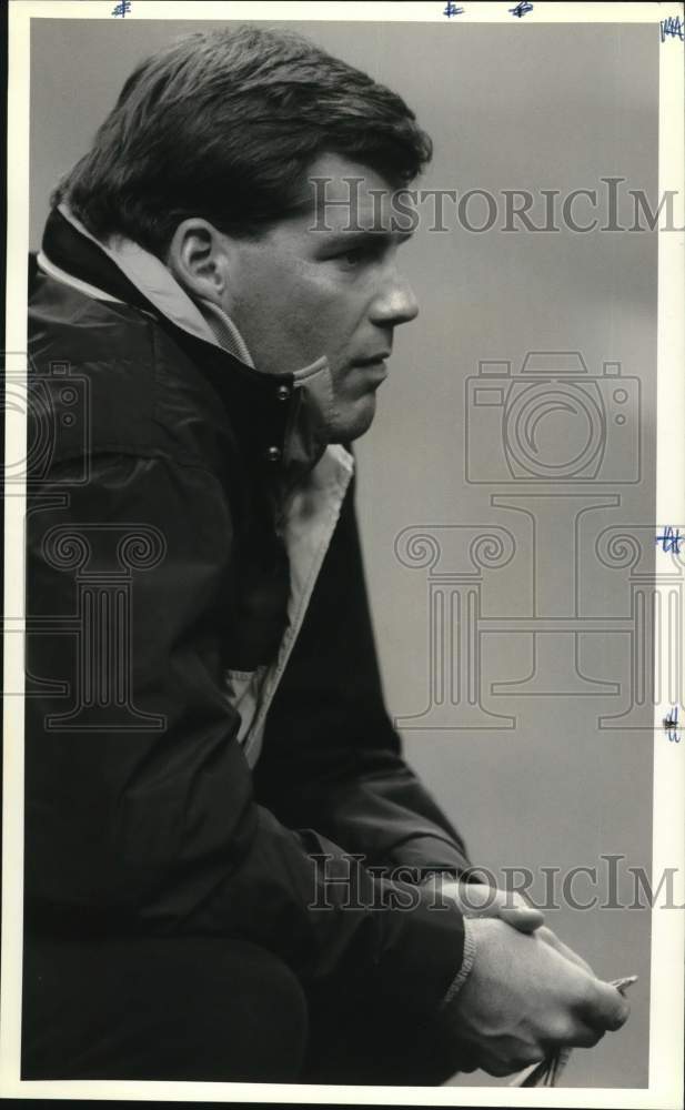 1990 Press Photo Syracuse University Football Randy Edsall at Carrier Dome- Historic Images