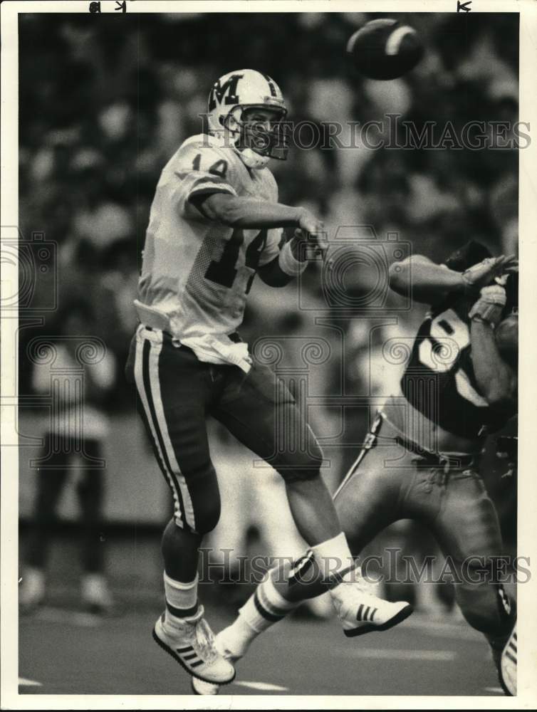 1987 Press Photo Miami University Football Player Mike Bates in Syracuse Game- Historic Images