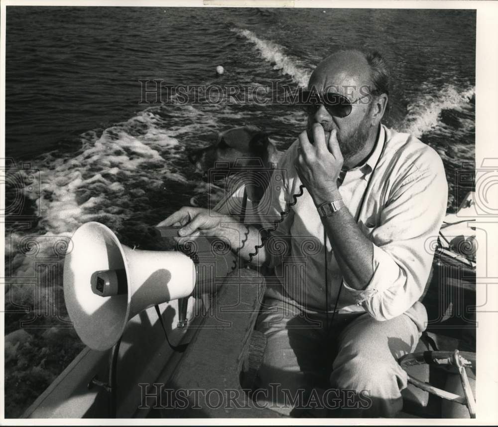 1988 Press Photo Syracuse University Crew Bill Sanford on Lake - sya92032- Historic Images