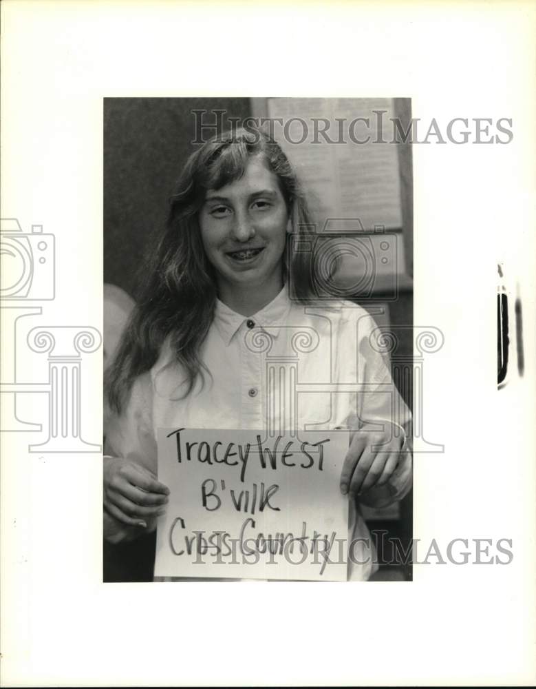 1989 Press Photo Tracey West of Baldwinsville, Cross Country Team - sya93919- Historic Images