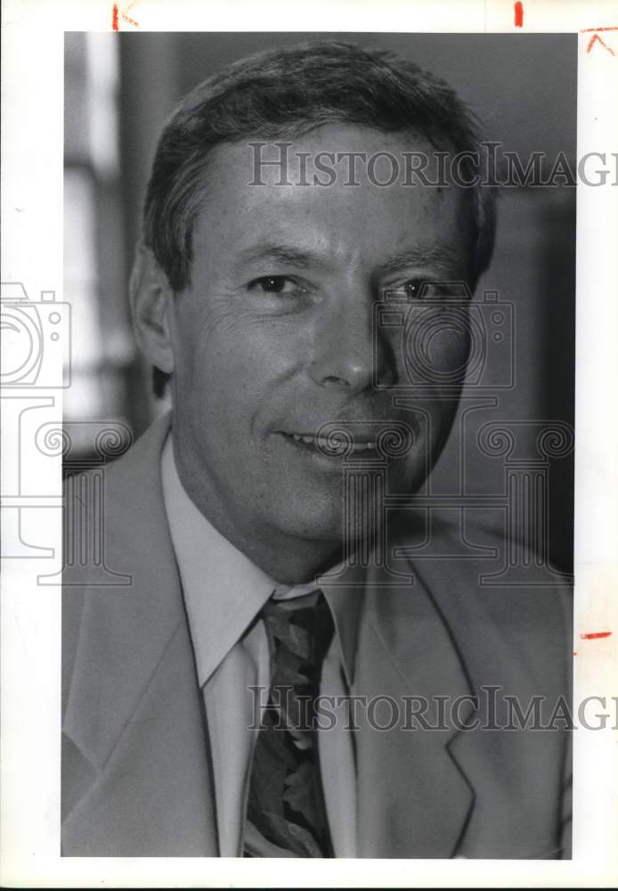 1992 Press Photo James Malone, Auburn City Managing Consultant - sya95844- Historic Images