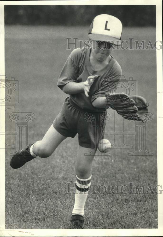 1986 Press Photo David Bardenett of Syracuse at Schiller Park Baseball Clinic- Historic Images