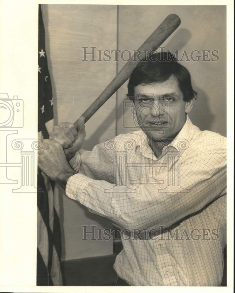 1988 Press Photo Dennis Rider at Pre-Season Softball Organization Meeting- Historic Images