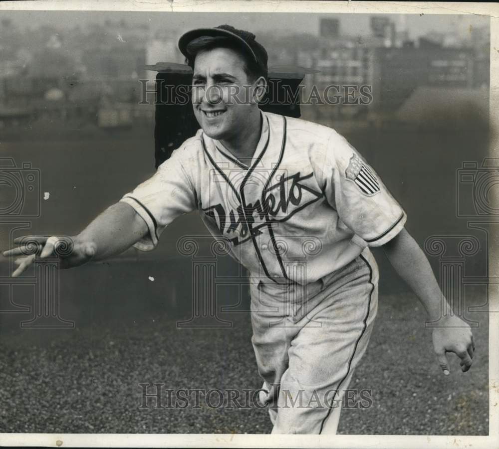 Press Photo Baseball player Joseph Lostombo - syb00932- Historic Images