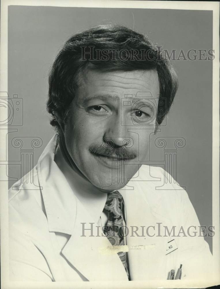 1979 Press Photo Charles Siebert poses for a portrait - syp00189- Historic Images
