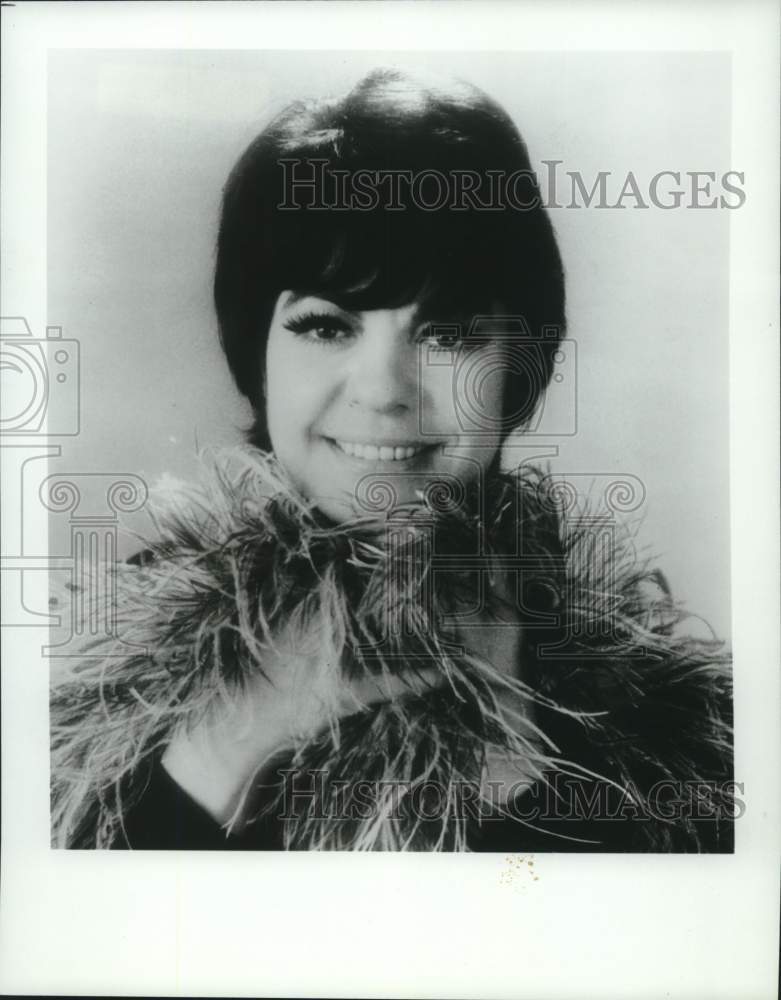 1983 Press Photo JoAnn Worley poses for a portrait - syp00553- Historic Images