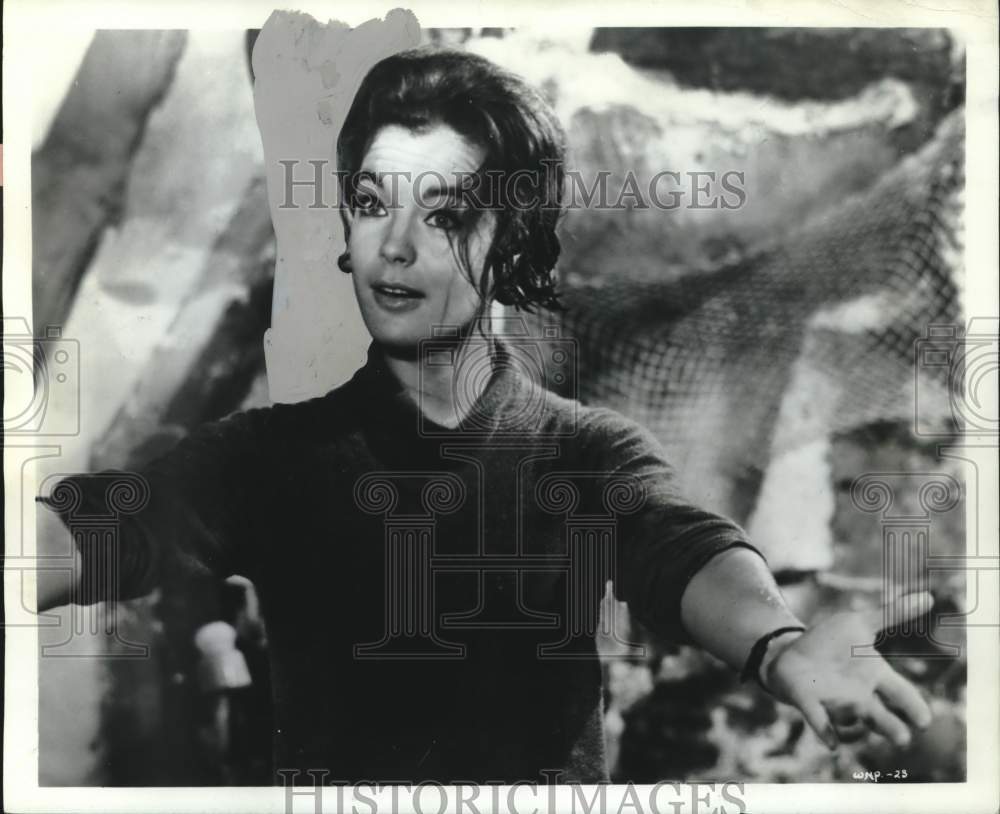 Press Photo Actress Romy Schneider in film scene - syp01270- Historic Images