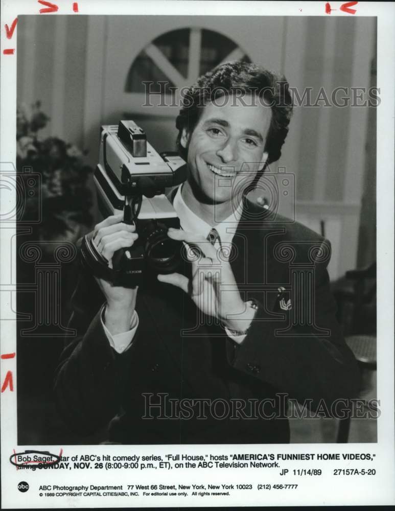 1989 Press Photo Bob Saget Hosts "America's Funniest Home Videos" on ABC- Historic Images