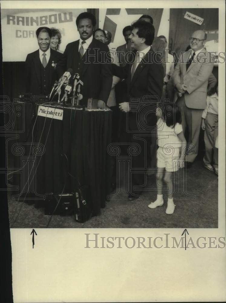 1985 Press Photo Jesse Jackson speaks at Sair Aviation press conference- Historic Images