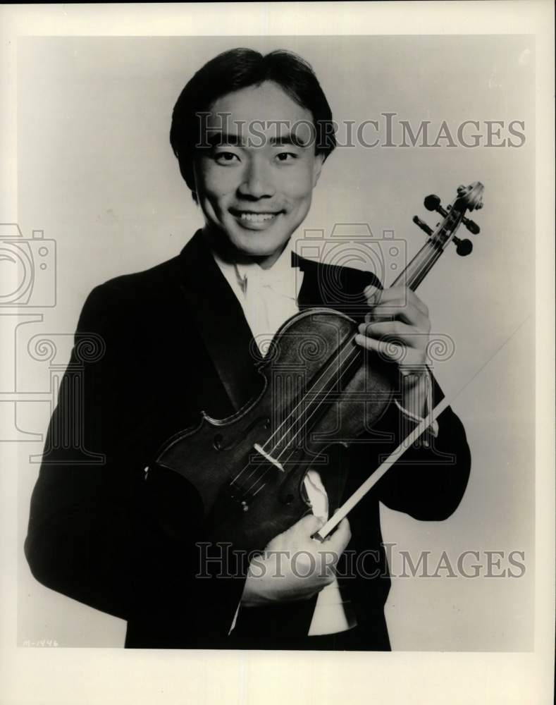 Press Photo Violinist Cho-Liang Lin - syp12459