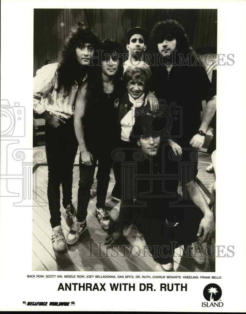 Press Photo Members of the music group Anthrax with Dr. Ruth - syp12737