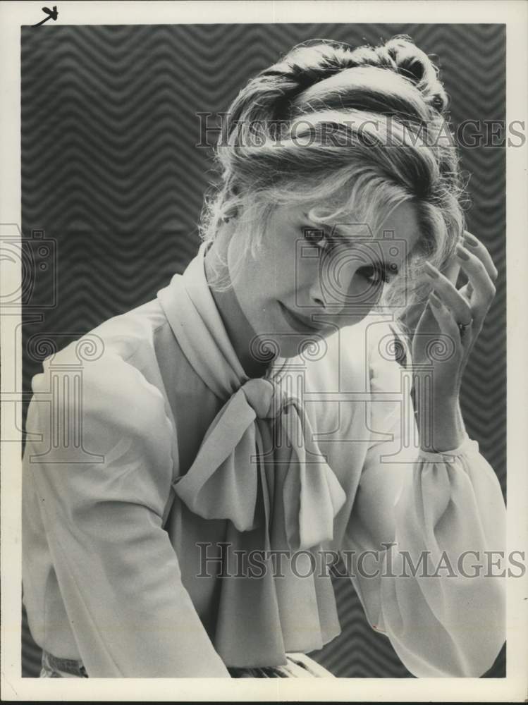 1981 Press Photo Priscilla Barnes in &quot;Three&#39;s Company&quot; - syp13002- Historic Images