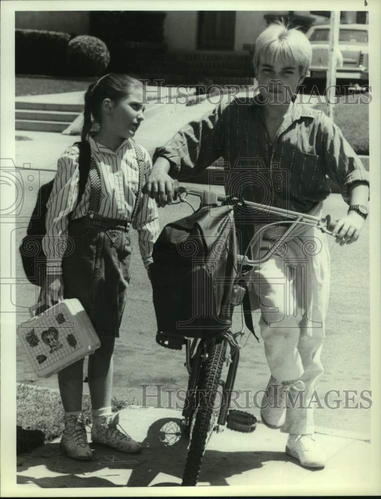 1987 Press Photo Keri Houlihan and Chad Allen in &quot;Our House&quot; - syp14913- Historic Images