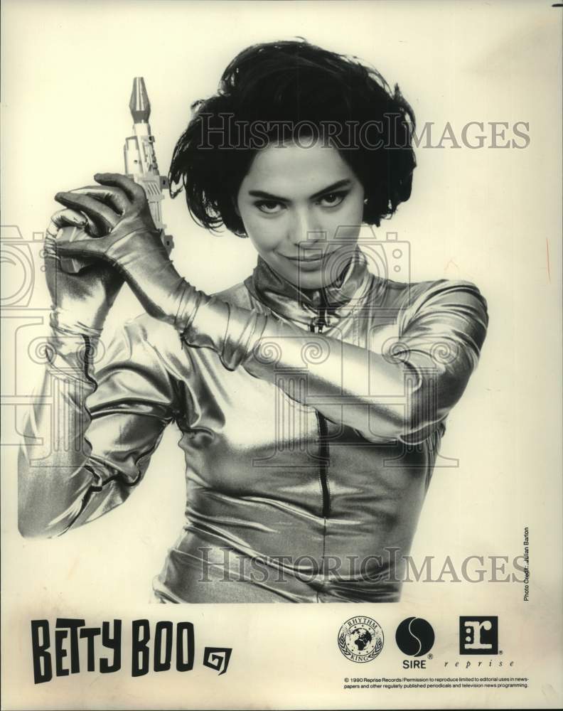 1990 Press Photo Performer Betty Boo - syp15405