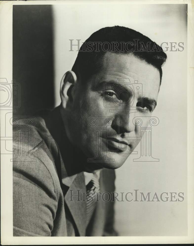 1972 Press Photo ABC corespondent Herbert Kaplow - syp16187