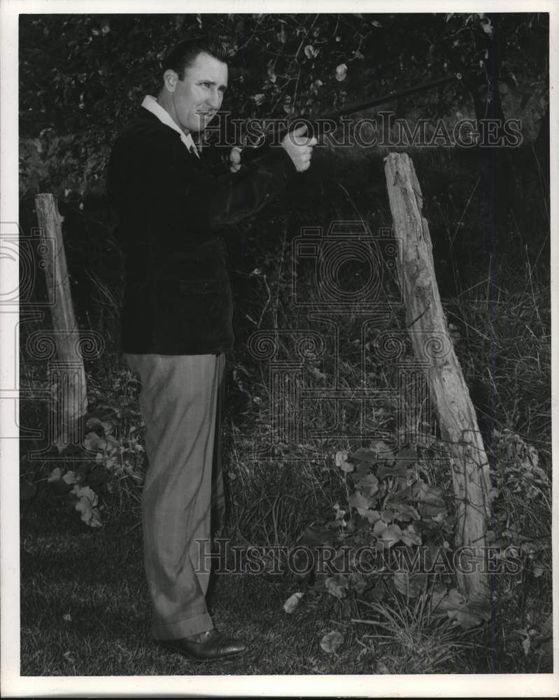 Press Photo Pittsburgh Pirates' baseball player, James "Rip" Collins- Historic Images