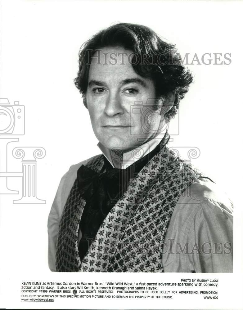 1999 Press Photo Actor Kevin Kline in "Wild Wild West" Movie - syp28540