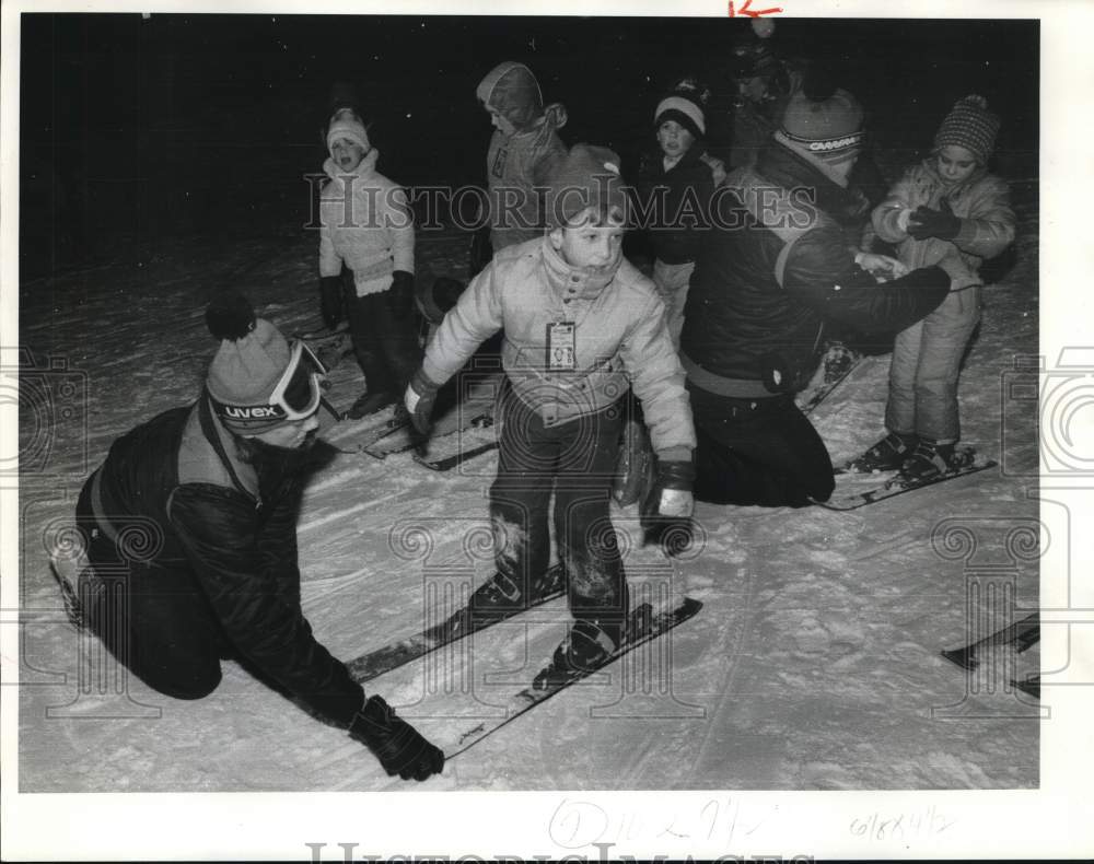 1986 Press Photo Solvay Elementary School Students at Labrador Ski Center- Historic Images