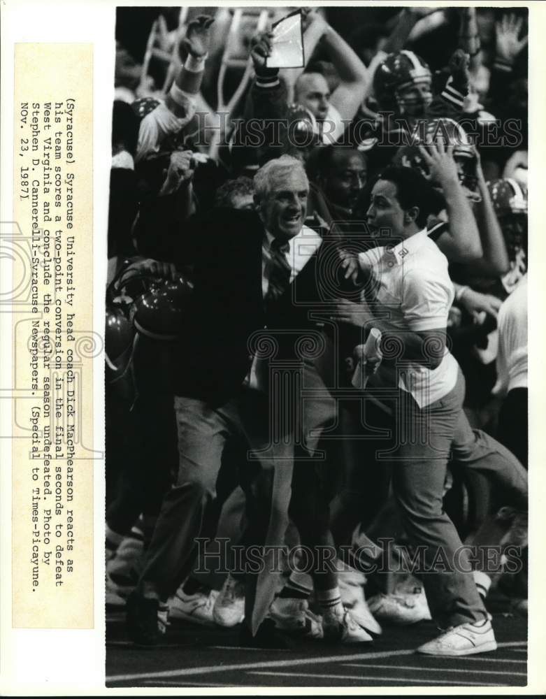 1987 Press Photo Syracuse University Football Coach Dick MacPhearson at Game- Historic Images