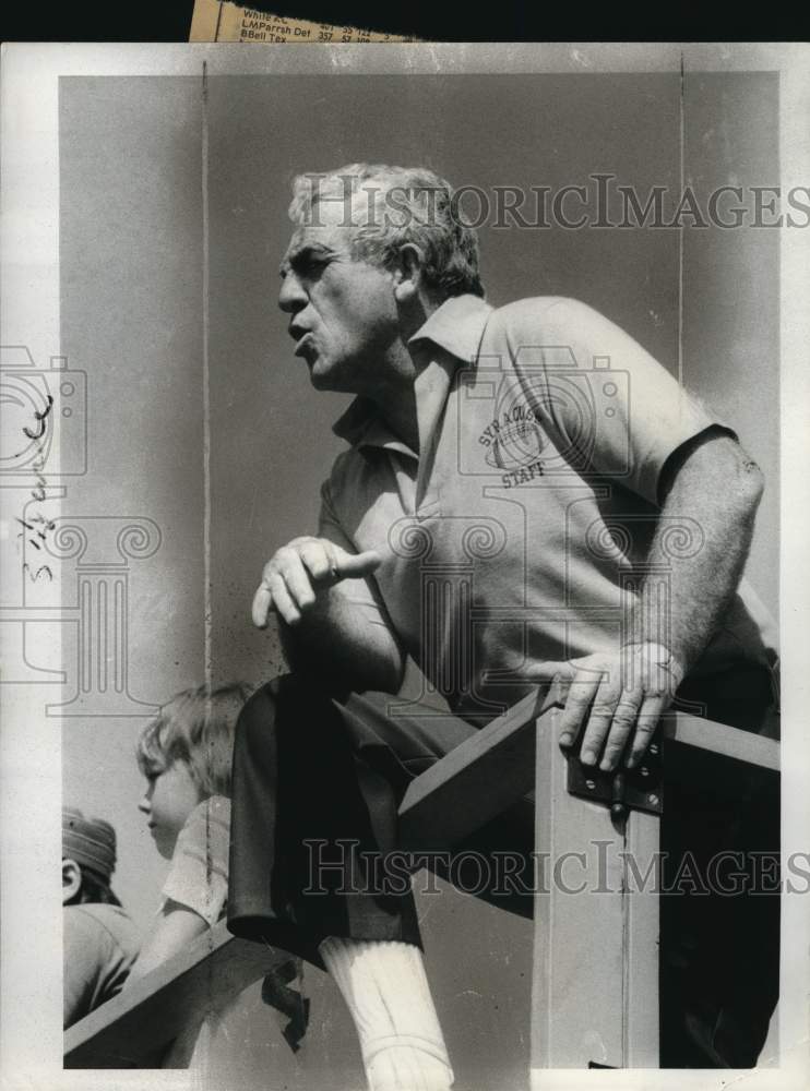 1982 Press Photo Syracuse Football Coach Dick MacPherson - syp33062- Historic Images