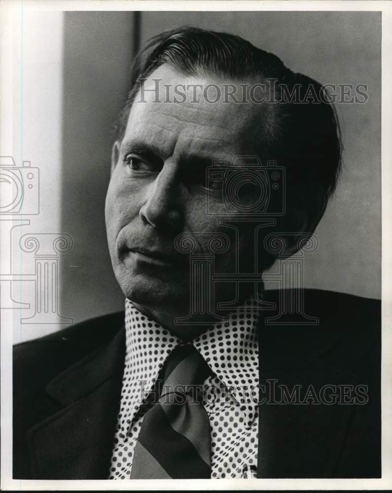 1975 Press Photo George Wikoff, Port Arthur City Attorney - syp43930- Historic Images