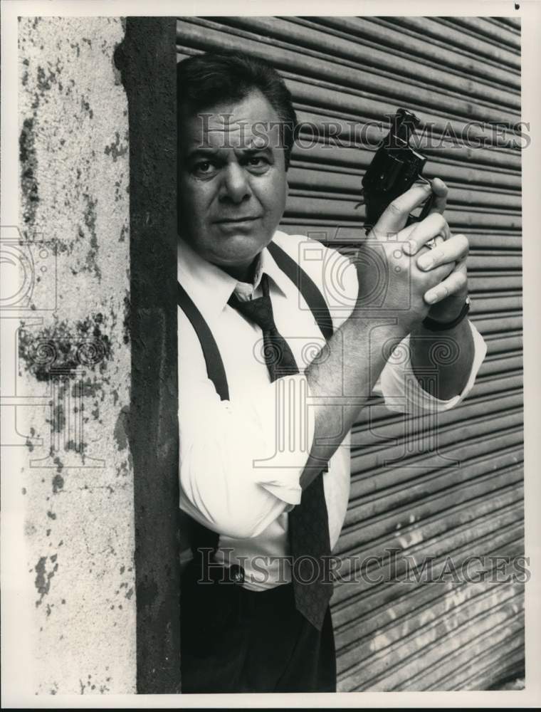 1991 Press Photo Actor Paul Sorvino Starring on Television's "Law & Order"- Historic Images