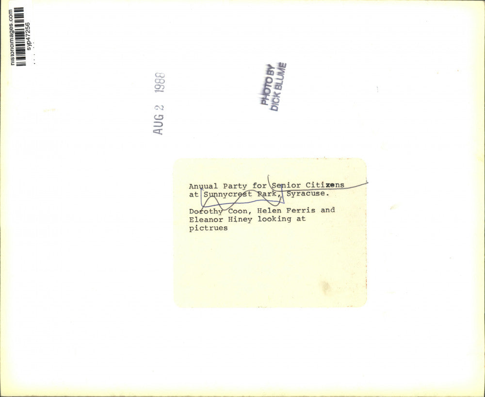 1988 Press Photo Senior Citizens at Sunnycrest Park Party in Syracuse