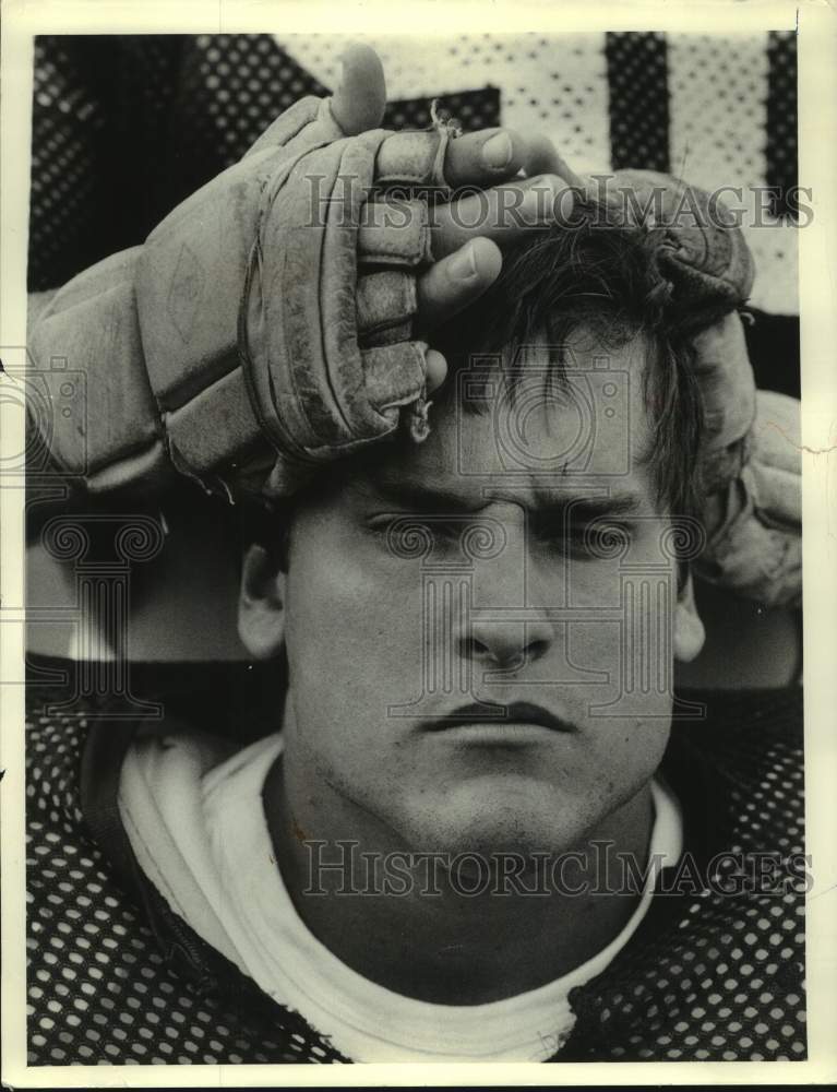 1987 Press Photo Close-up of Syracuse University football player Paul Frase- Historic Images