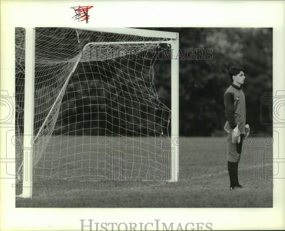 1991 Press Photo Aaron Santangelo, Jamesville Dewitt soccer goalie, New York- Historic Images