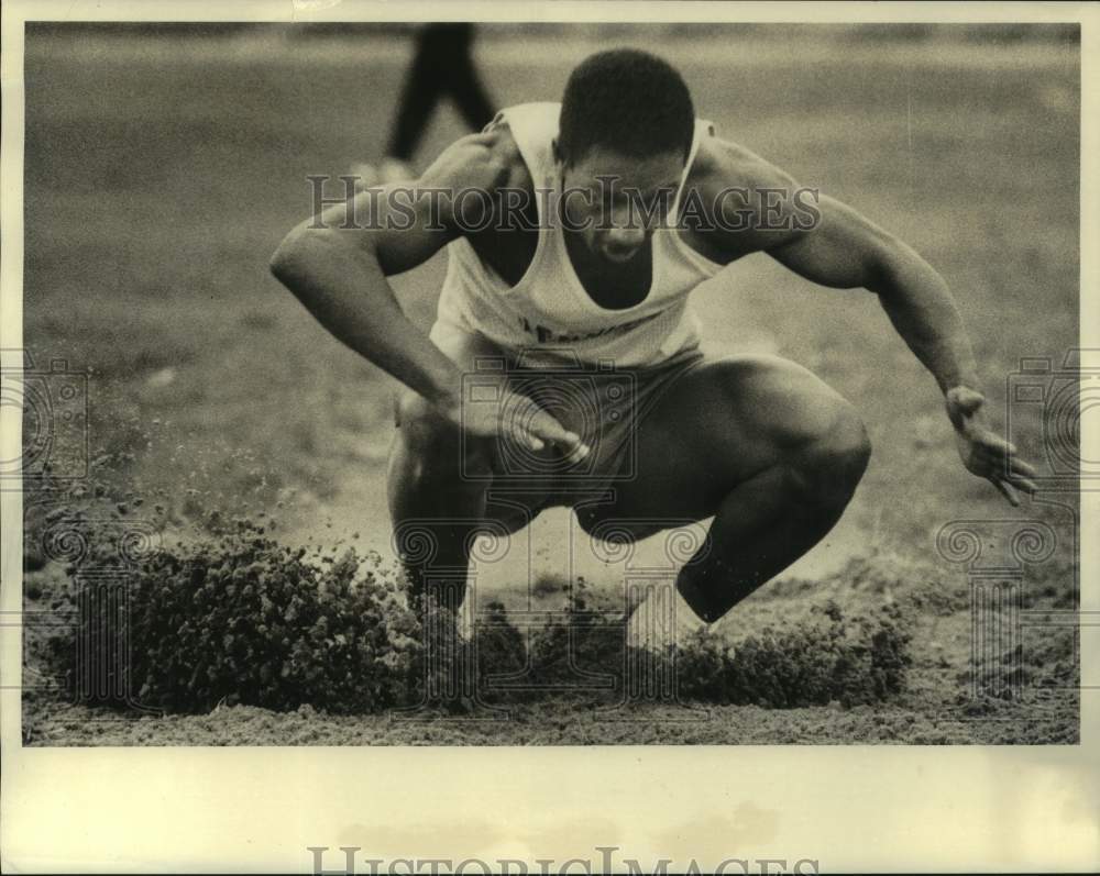 1984 Press Photo Jeff Whitehead, Henninger long jump winner, New York- Historic Images