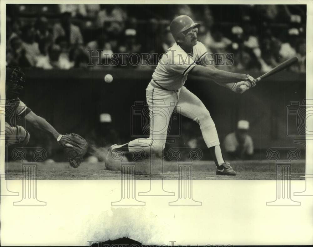 1984 Press Photo Syracuse Chiefs Baseball Player Fred Manrique Hits Foul Ball- Historic Images