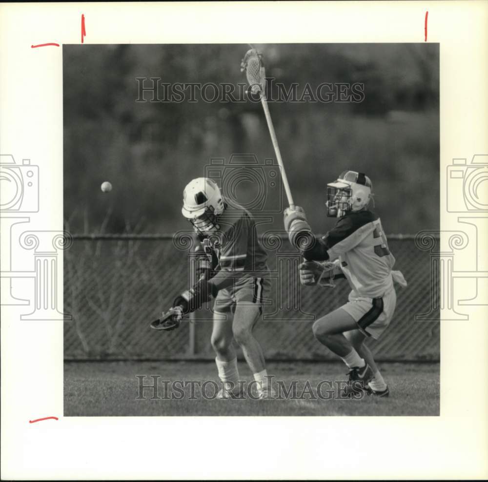 1990 Press Photo Bill Epolito and Adam Nidner in Nottingham Lacrosse Game- Historic Images