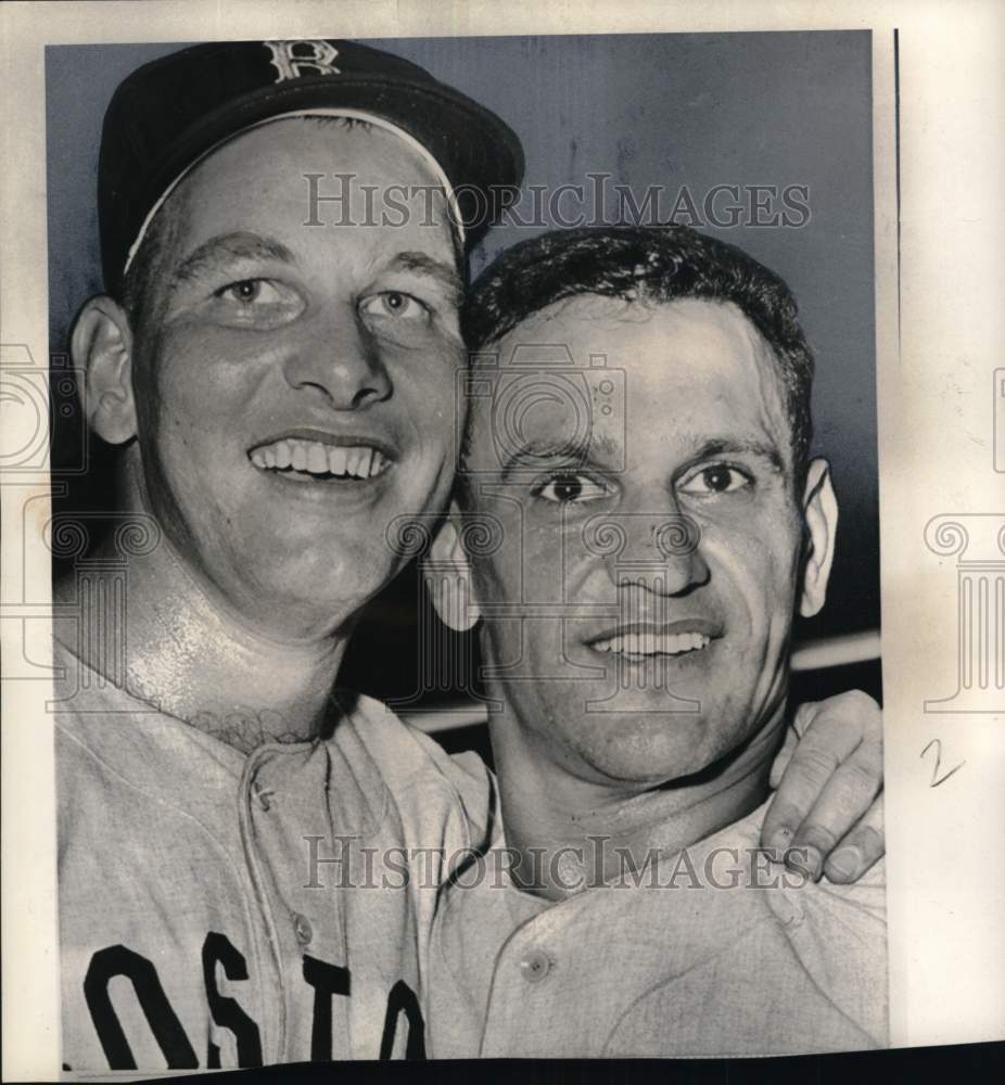 1961 Press Photo Arnold Early and Frank Malzone, Boston Red Sox - sys05802- Historic Images