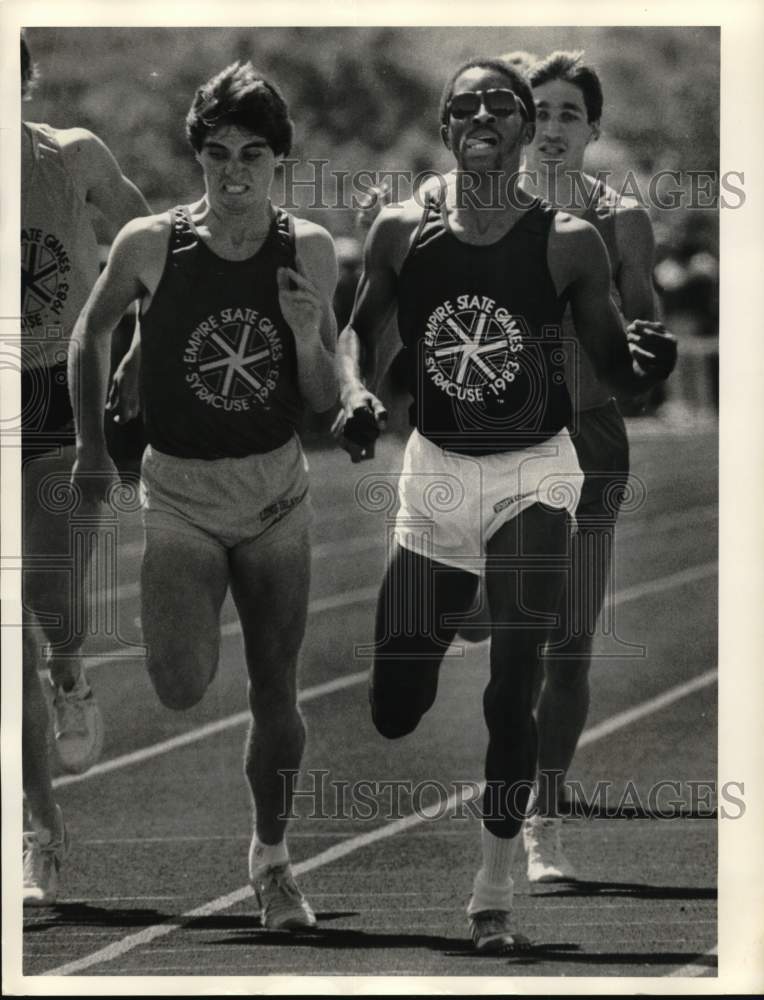 1983 Press Photo Competitors in 800 Open Run at Empire State Games, New York- Historic Images