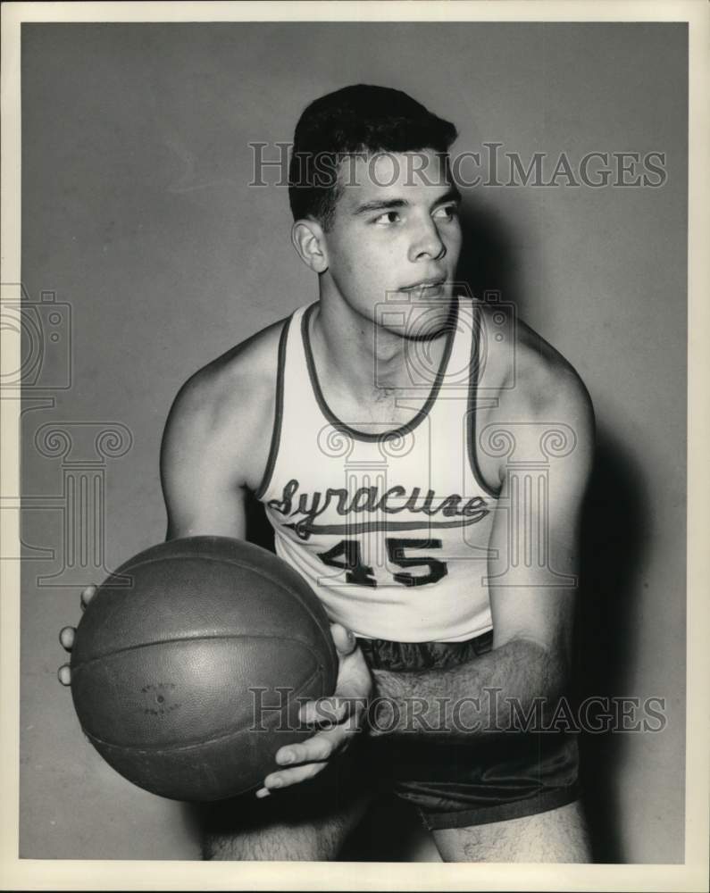 1961 Press Photo John Mustion, Syracuse University basketball, New York- Historic Images