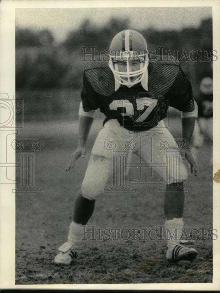 1981 Press Photo Syracuse U football player Dave Kaminski on side kick drill- Historic Images