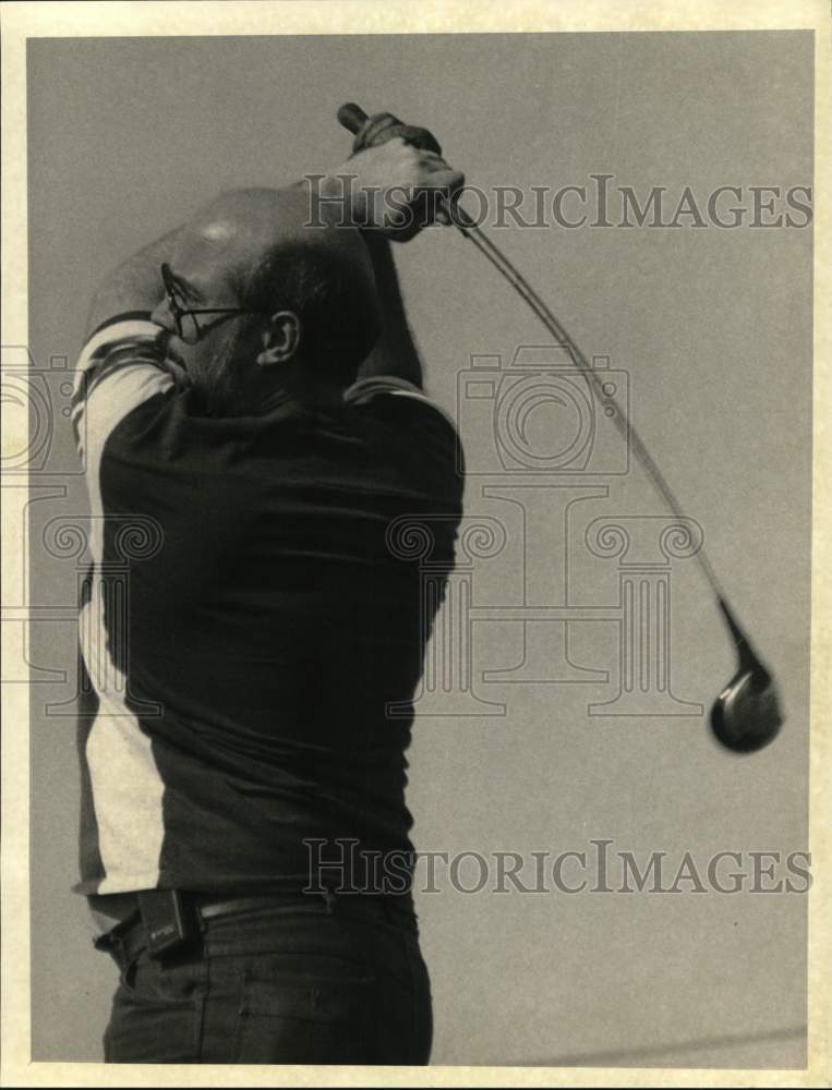 1988 Press Photo Golfer Gavin Field at Brooklawn Golf Course in East Syracuse- Historic Images