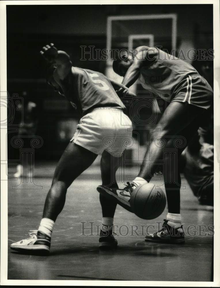 1987 Press Photo Empire State Games Basketball Game at Manley Field House- Historic Images