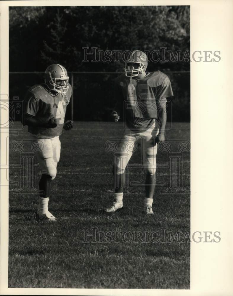 1988 Press Photo Frank Fedorjaka and Rob Spencer, Hobart football, New York- Historic Images