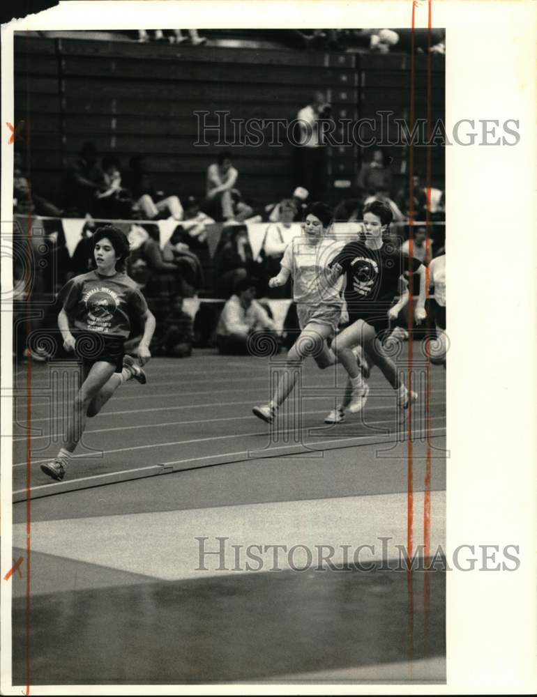 1988 Press Photo Kelli Stankivitz, Canastota 1500 meter runner, New York- Historic Images